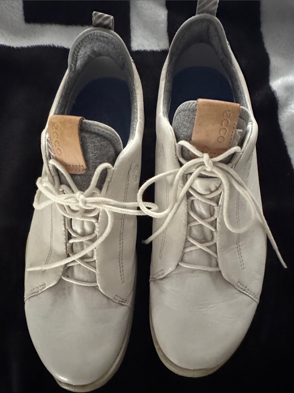 Ecco Cream Leather Lace-Up Casual Golf Shoes